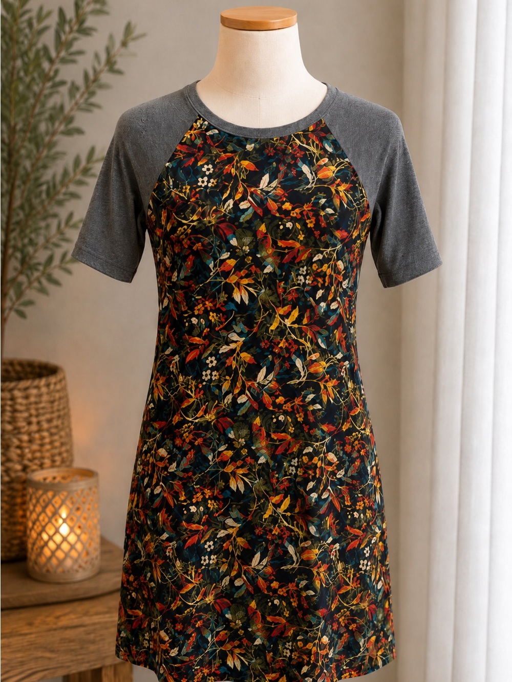 LuLaRoe Julia Dress Small Floral Raglan Sleeve Stretch Dress
